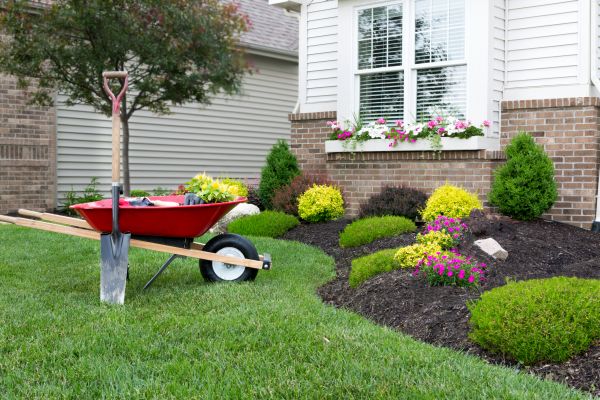 Landscape Maintenance Service in Prescott